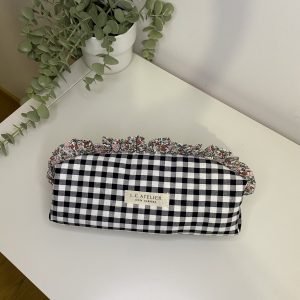 Estuche negro